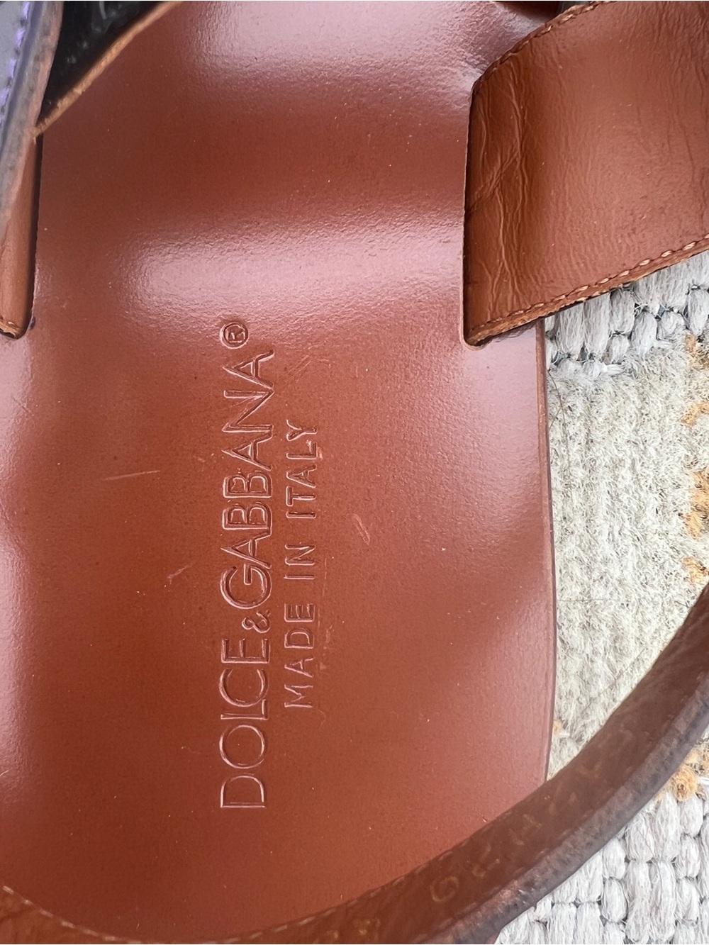 Dolce & Gabbana Purple Black Tan Patent Leather Thong Sandals with Buckle - Picture 8 of 8